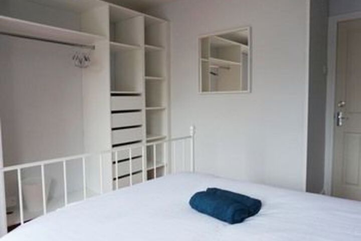 Room 22 of 35