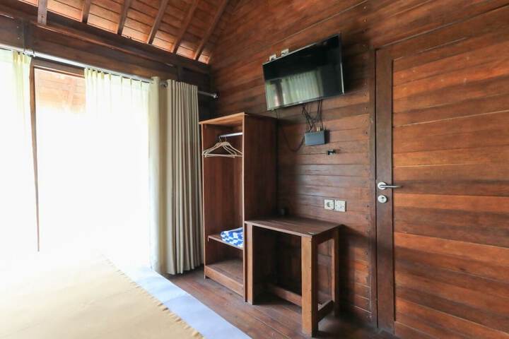 Room 16 of 51