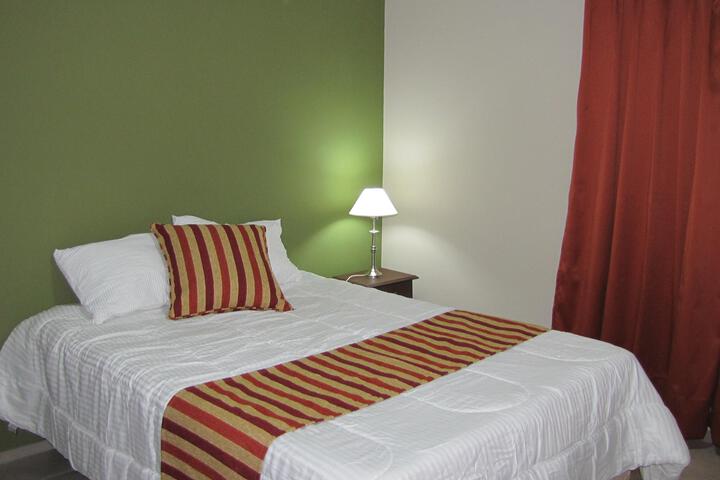 Room 5 of 18