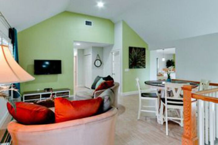 Room 17 of 24