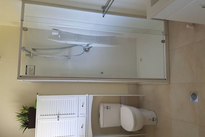 Room 8 of 26