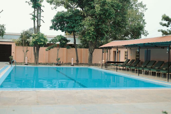 Pool 35 of 71