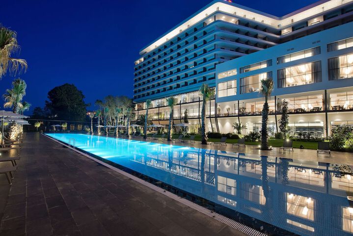 Hotel 98 of 98