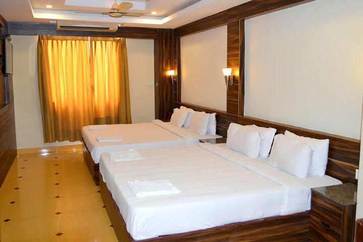 Room 10 of 21