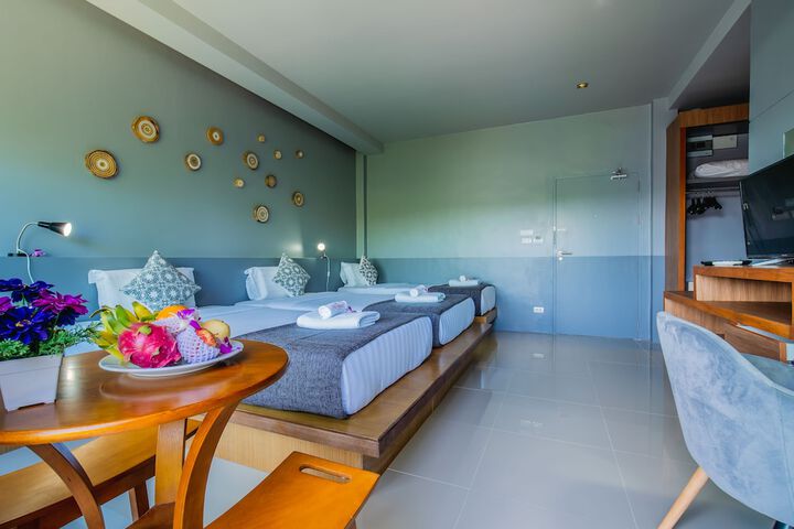 Room 25 of 63