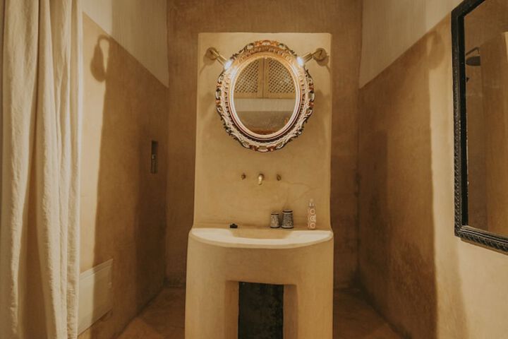 Bath Interior
