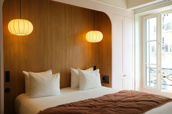 Room 4 of 47