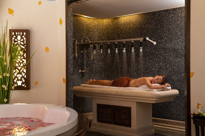 Spa 43 of 106