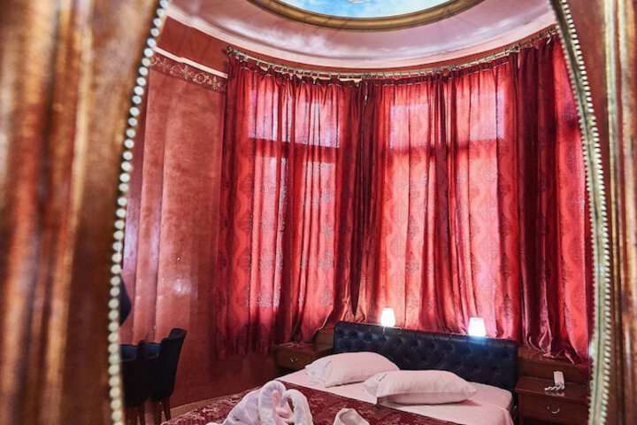 Room 45 of 141
