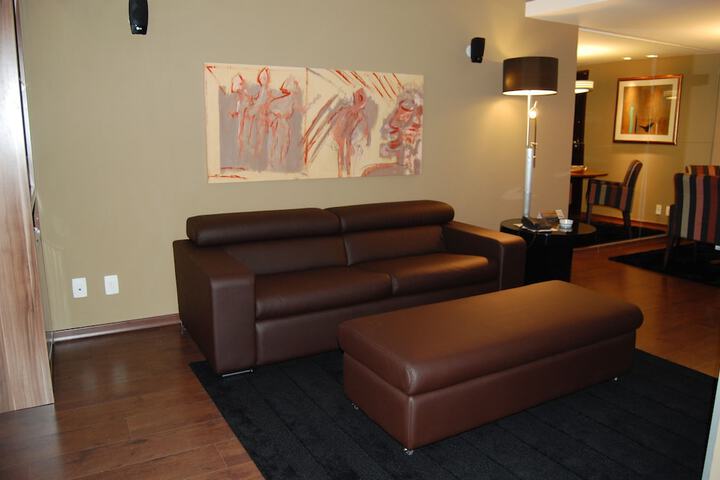 Room 27 of 49