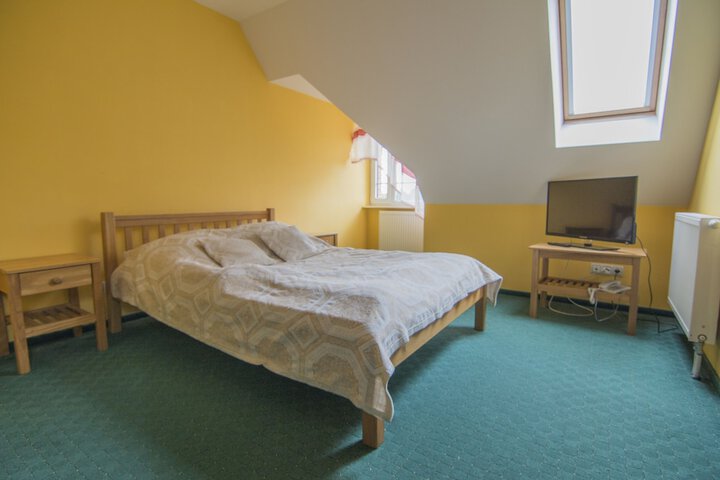 Room 14 of 101