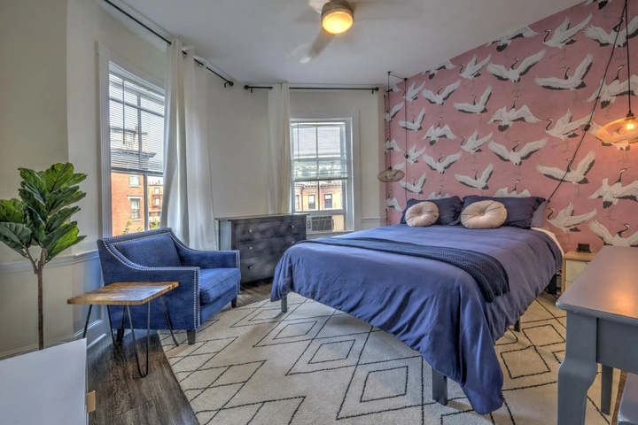 Room 2 of 9