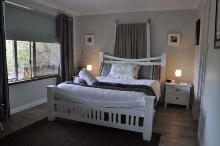 Room 3 of 7