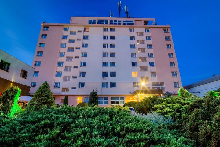 Hotel 44 of 50