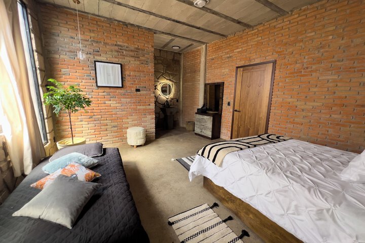 Room 22 of 69