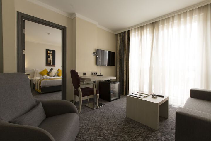 Room 46 of 69