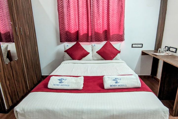 Room 3 of 12