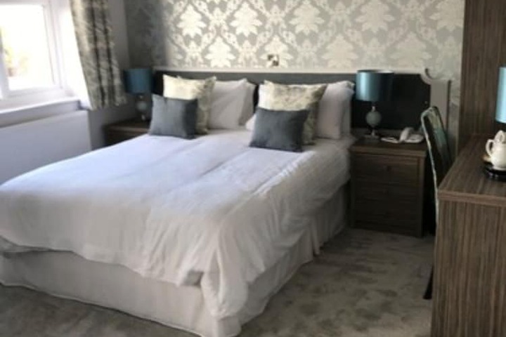 Room 35 of 96