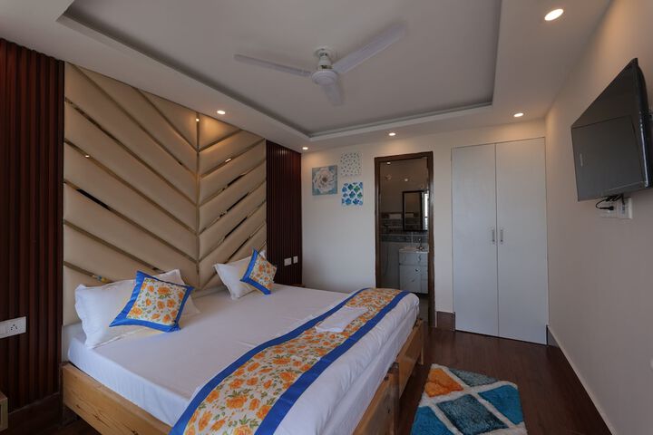 Room 7 of 29