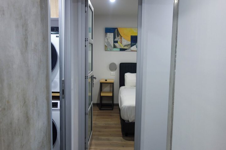 Room 49 of 158