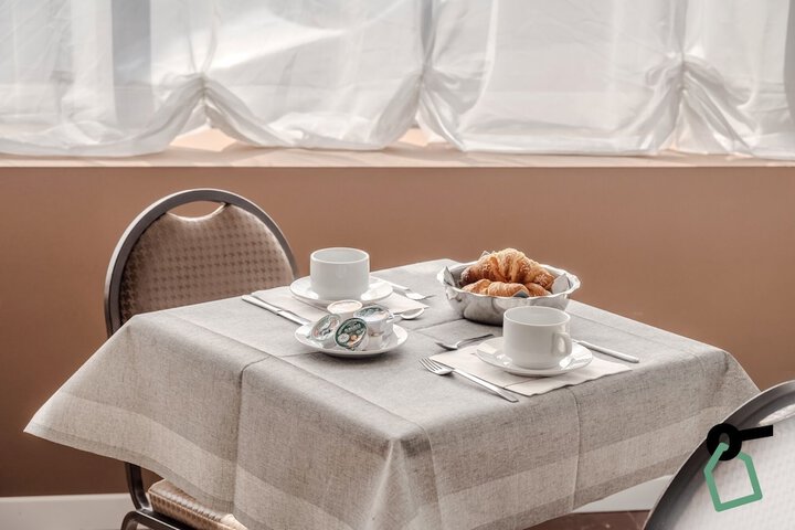 Breakfast/Coffee Service 48 of 51