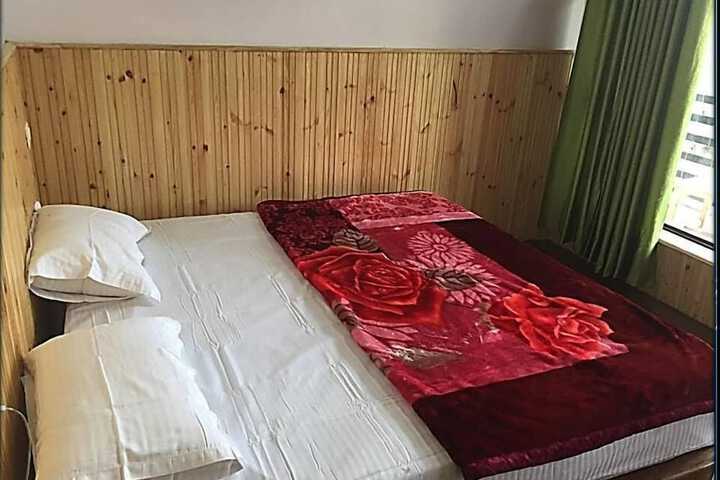 Room 18 of 26