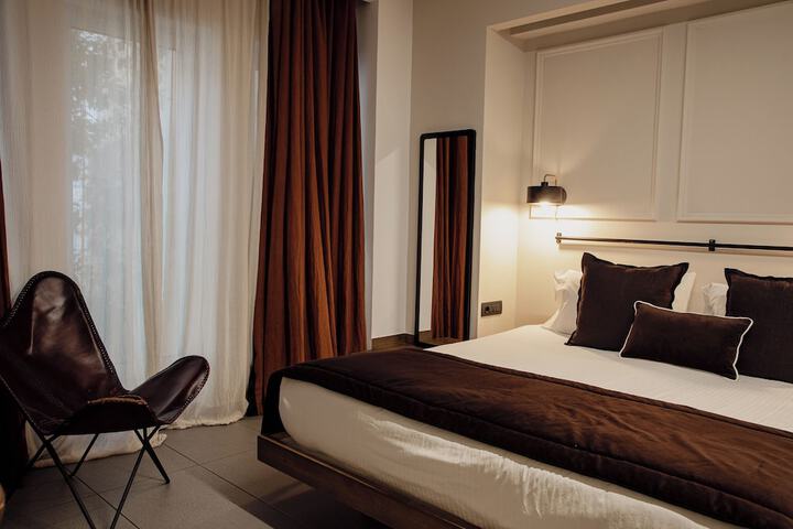 Room 12 of 70