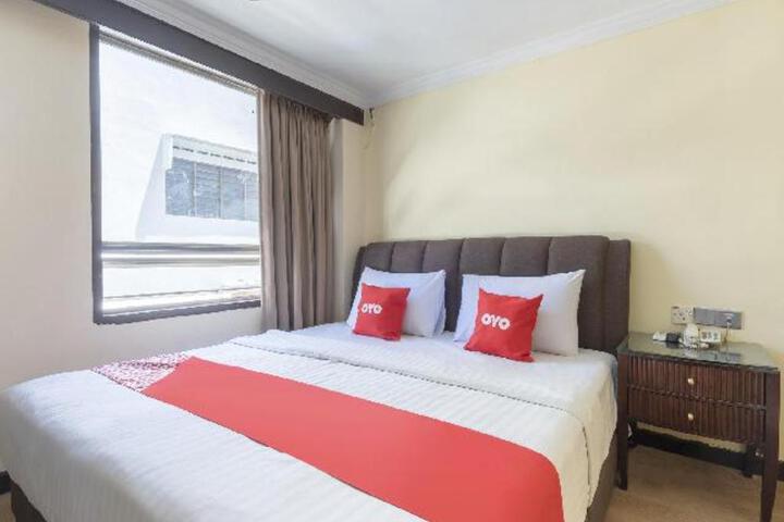 OYO 89978 Hotel Grand Maria