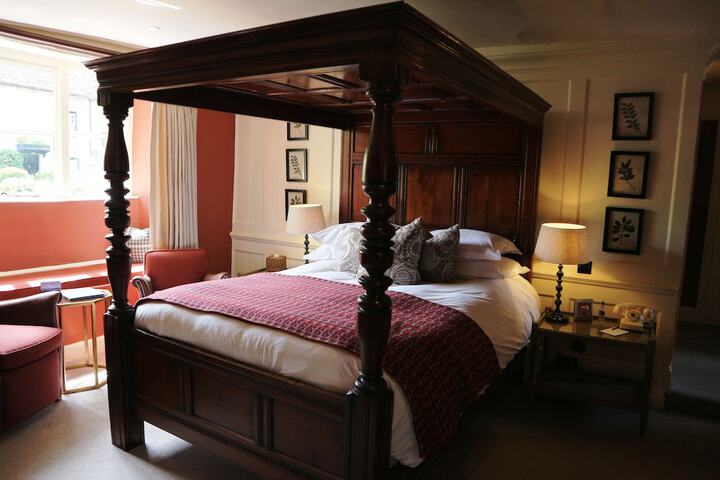 Room 29 of 62