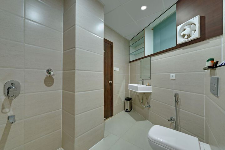 Room 10 of 20