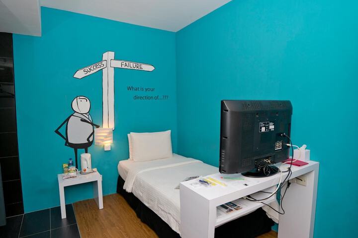 Room 26 of 51