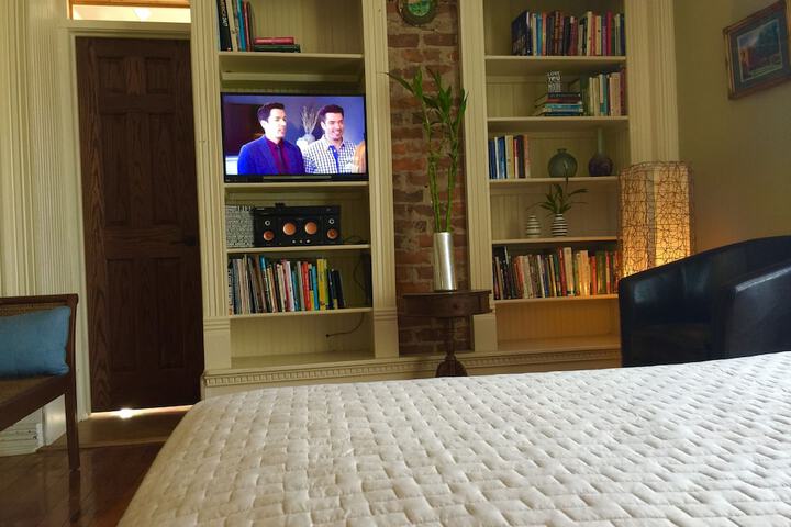 Room 6 of 135