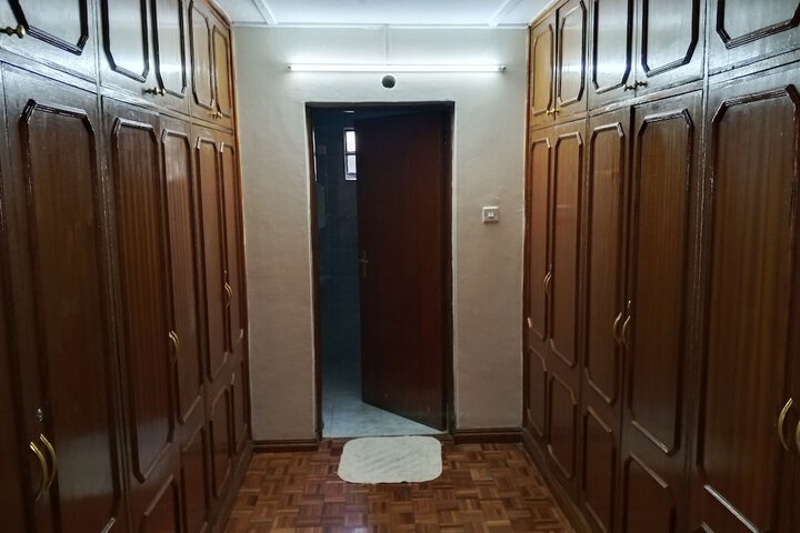 Room 7 of 36