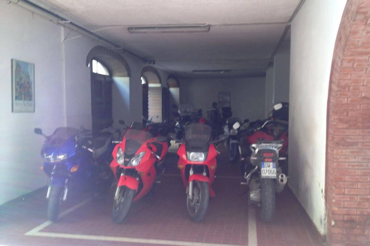 Photo 10