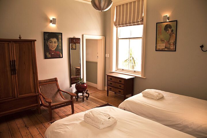 Room 9 of 34