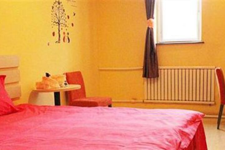 Room 16 of 16