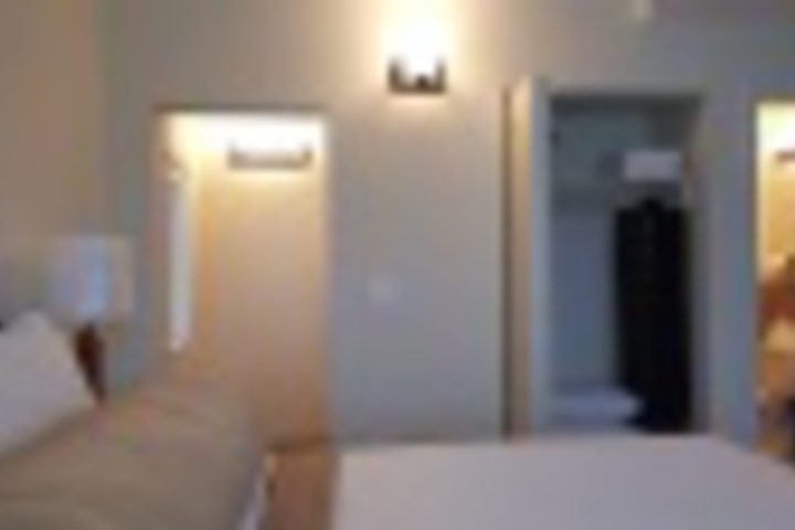 Room 590 of 695