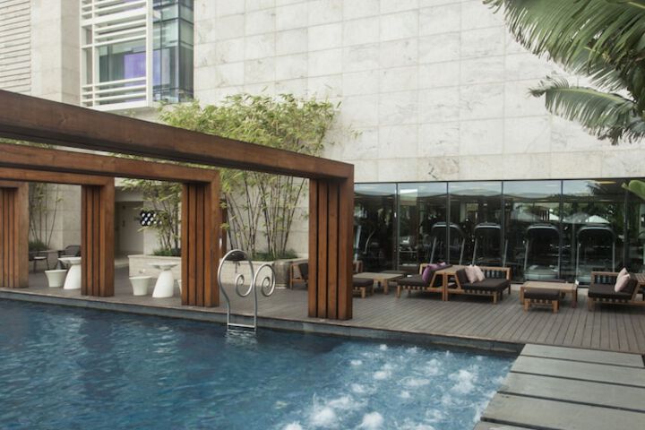 Pool 69 of 144