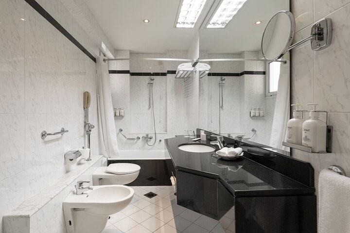 Bath Photo