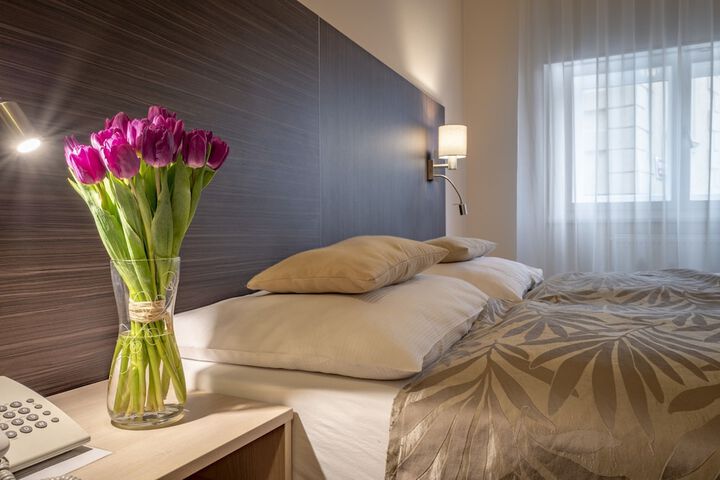 Room 14 of 70