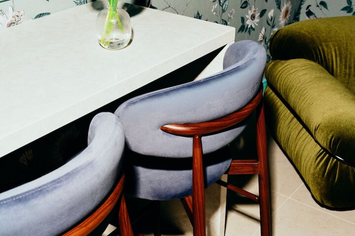 Lounge 67 of 95