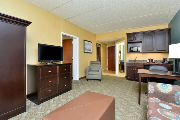 Room 10 of 31