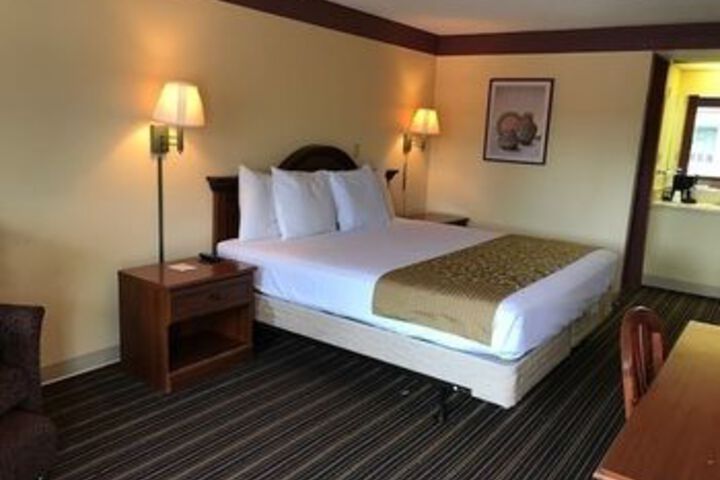 Room 20 of 29