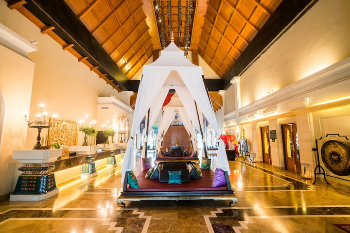Lobby Entry