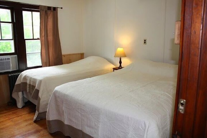 Room 134 of 151