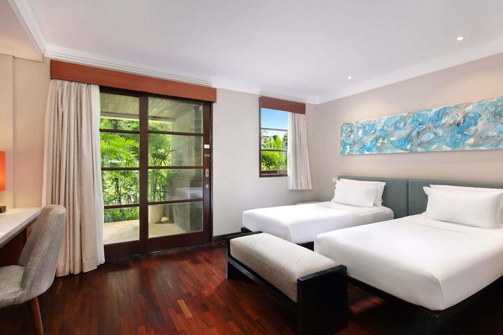 Room 26 of 167