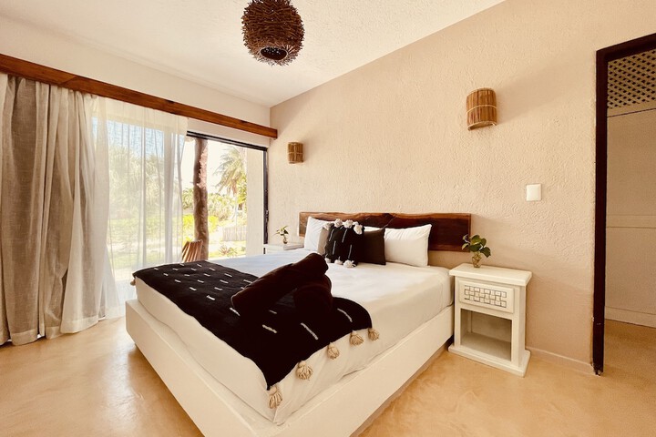 Room 43 of 81