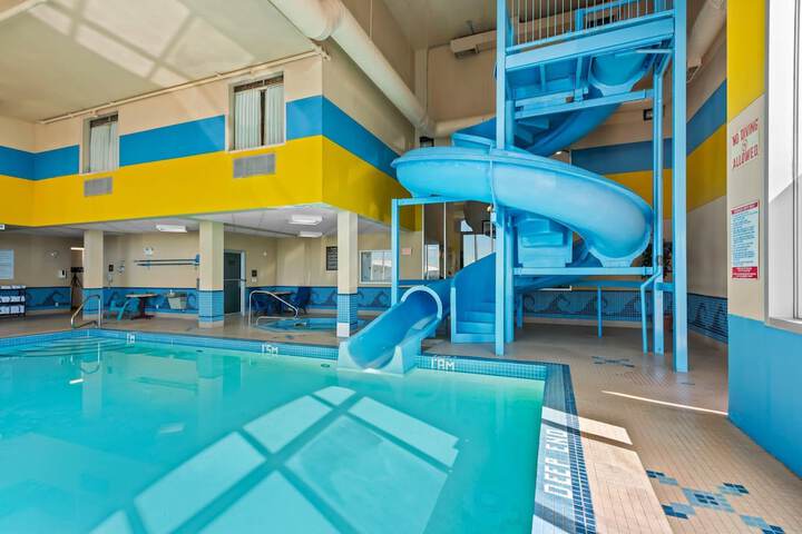 Pool 51 of 72