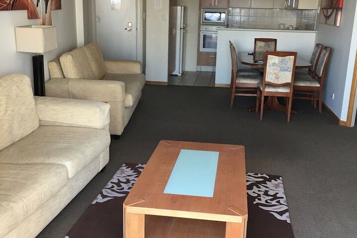 Room 10 of 29