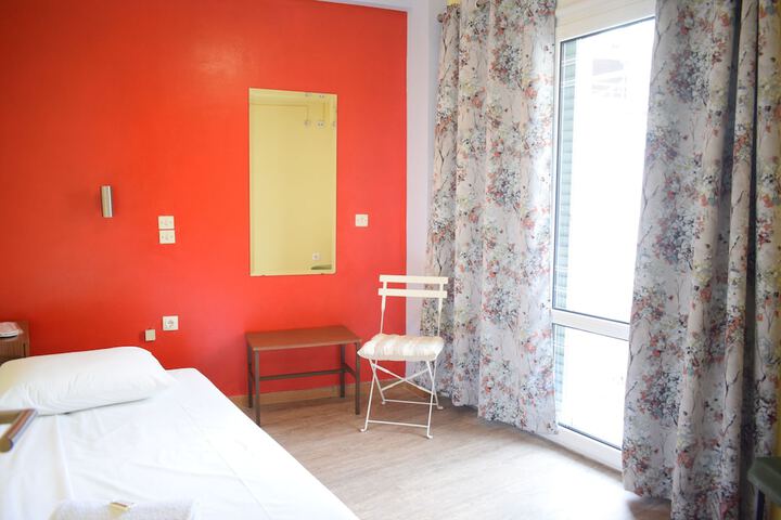 Room 28 of 55